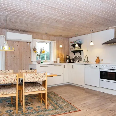 7 Person In Hvide Sande-by Traum Hvide Sande