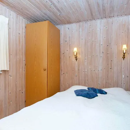 7 Person In Hvide Sande-by Traum *