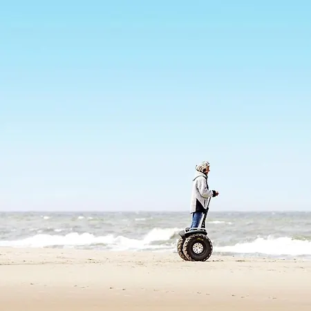 7 Person In Hvide Sande-by Traum *